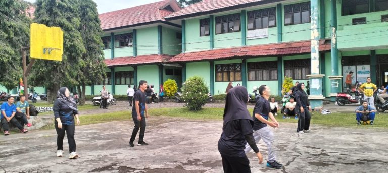 Pustakawan IAIN Curup Ikuti Lomba Bola Voli Peringati HAB Kemenag ke-80