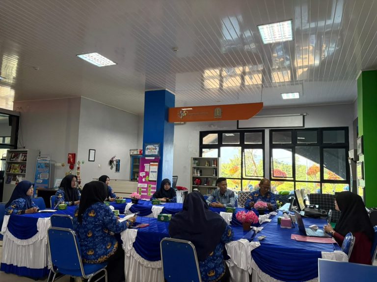UPT Perpustakaan IAIN Curup Gelar Rapat Evaluasi Kinerja Tahun 2026